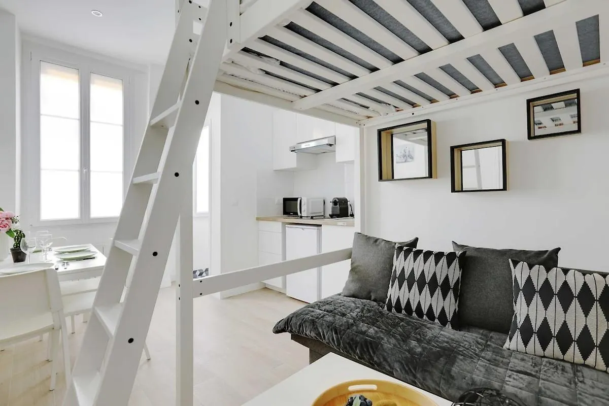 Cosy Apartement In Heart Of Batignolles Paris